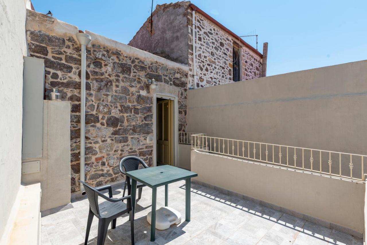 Bed and Breakfast Domo Sa Barra SantʼAntìoco Exterior foto